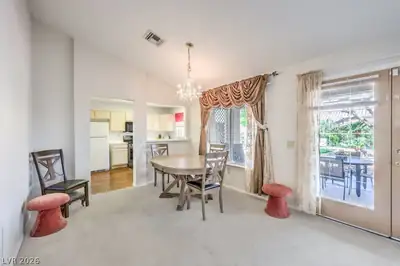 9212 Cascade Hills Drive Dining Area