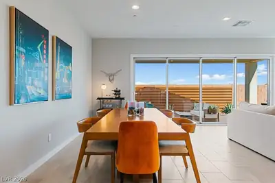 102 Amalfi Coast Way Dining Area