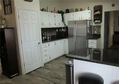 980 West Leffner Drive Kitchen