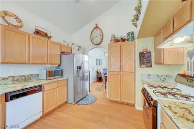 868 Bare Branch Avenue Kitchen