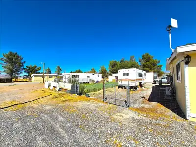 2860 West Irene Street Yard