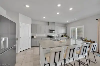 4012 Lone Fern Court Kitchen