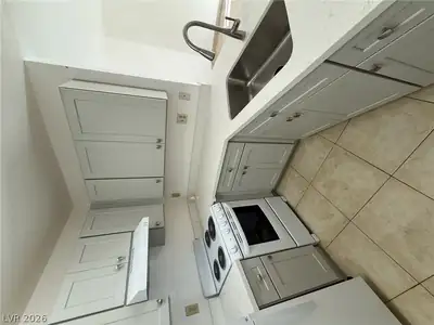 440 Elm Drive 103 Kitchen