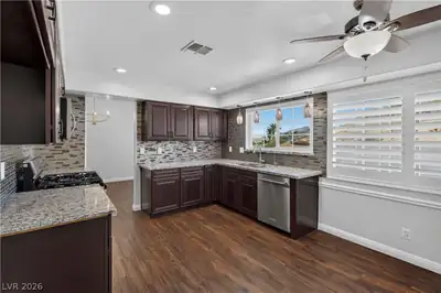 1049 Geranium Drive Kitchen