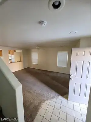 11882 Snow Bank Street Entrance Foyer