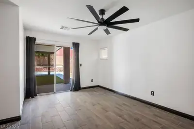 5913 Running Horse Drive Living Room