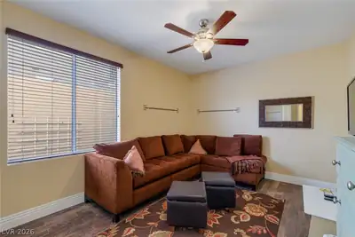 724 PINNACLE HEIGHTS Lane Bedroom