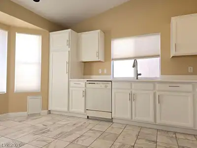 7217 SUN COVE Circle 0 Kitchen