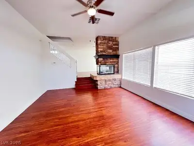 3459 Blue Heather Drive Living Room