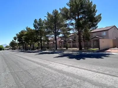 2501 Sierra Luna Avenue 102, Las Vegas