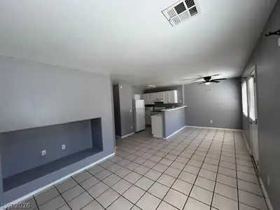 2501 Sierra Luna Avenue 102 Living Room