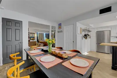 5383 Mountain Vista Street 13 Dining Area