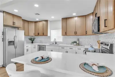 228 Earl Street Las Vegas, NV 89101