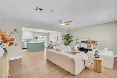 2800 Avalon Avenue Living Room