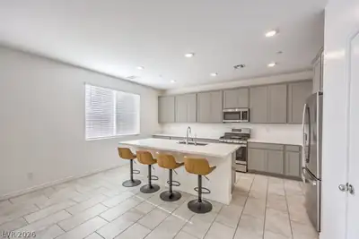 1350 Ossa Street Kitchen