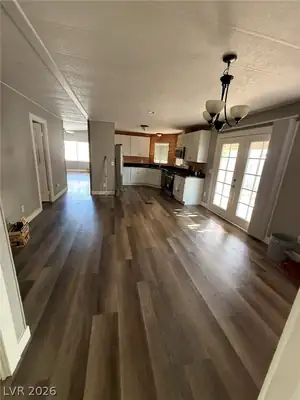 4395 Amargosa Way Dining Area