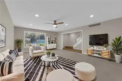 710 Tam O Shanter Living Room