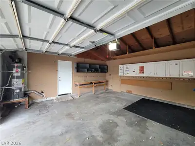 6767 Garden Grove Avenue Garage