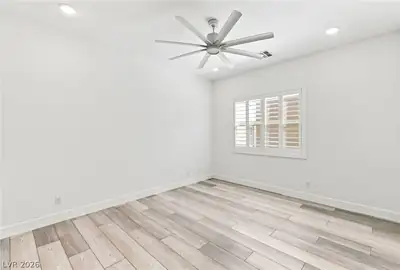 4308 Sunrise Flats Street Bedroom