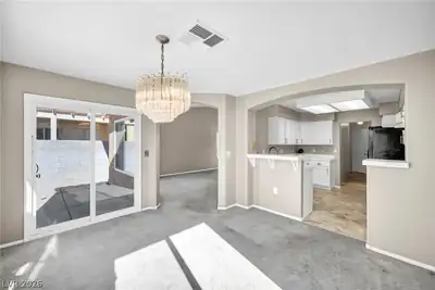 2143 Sun Swept Way Dining Area