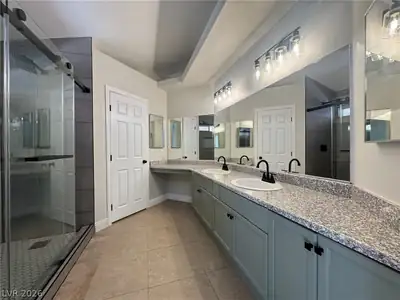 6297 Belgium Drive Primary Bathroom