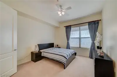 50 East Serene Avenue 421 Bedroom