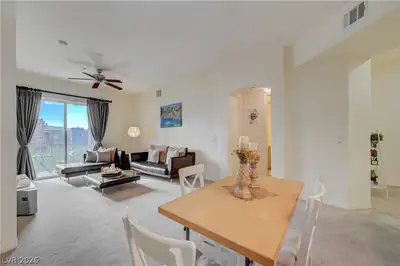 50 East Serene Avenue 421 Dining Area