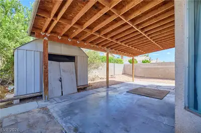 5906 Commodore Cove Drive Patio