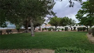 4930 Mozart Drive Yard