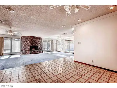 3489 RAWHIDE Street Living Room