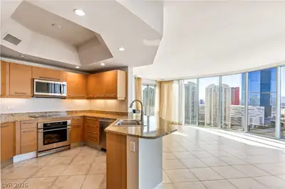 322 Karen Avenue 2708, Las Vegas