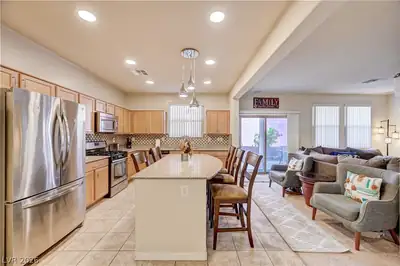 9882 Bangalore Court Kitchen