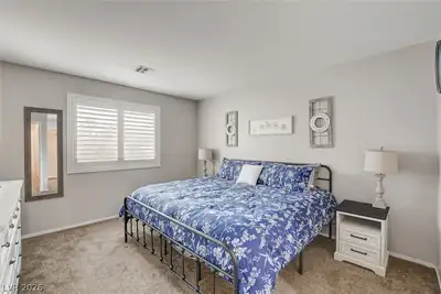 1438 Summer Glow Avenue Bedroom