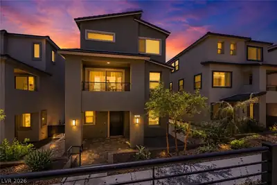 1437 Whistling Kite Street Las Vegas, NV 89138