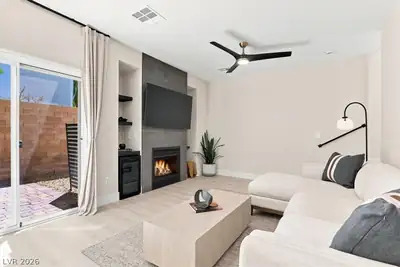 232 Friendly Court, Henderson