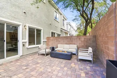 232 Friendly Court Patio
