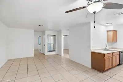 833 Hedge Way 6, Las Vegas, NV 89110 Dining Area