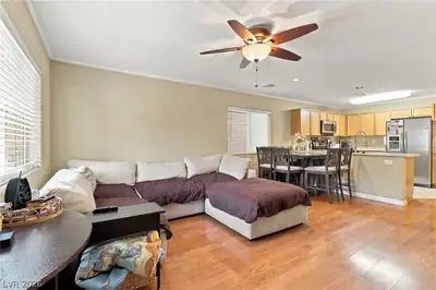 9104 Silk Threads Avenue Living Room