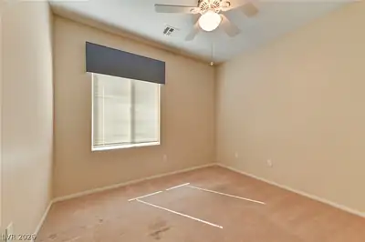 5131 Opal Crest Avenue Bedroom