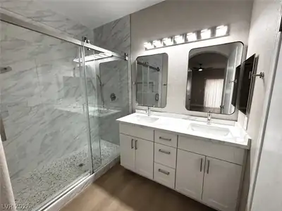 9000 South Las Vegas Boulevard 1091 Primary Bathroom