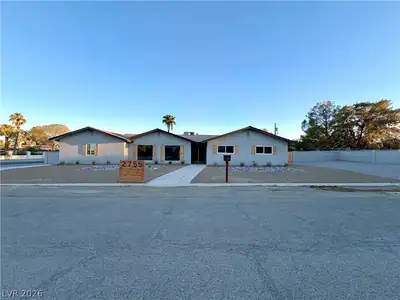 2755 South Torrey Pines Drive 