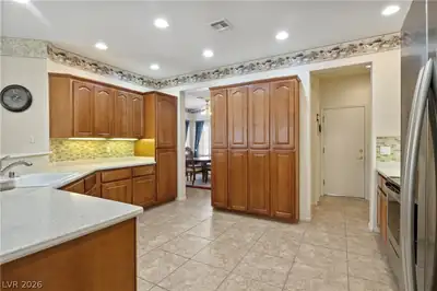 1833 Cherry Knolls Street Kitchen
