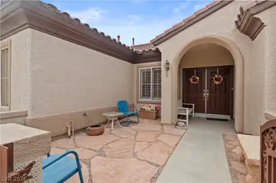 1833 Cherry Knolls Street Entry