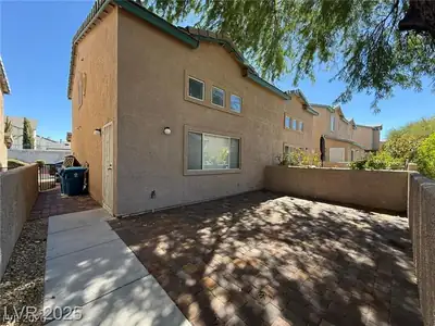 5237 Wave Dancer Lane Patio