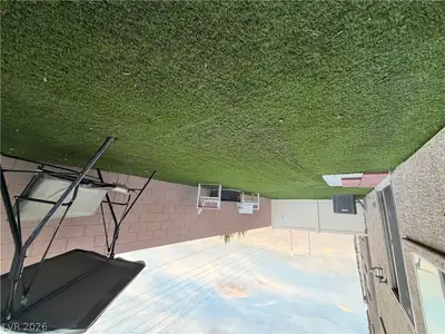 4343 Harristown Drive Yard