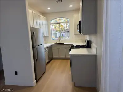 1408 Hometown Avenue Kitchen