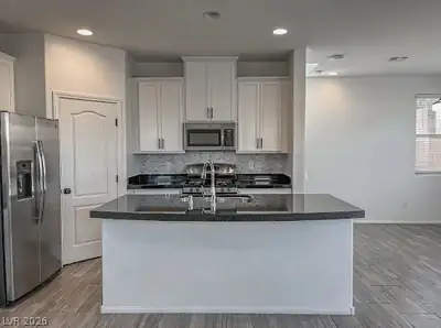 10757 Casco Bay Street, Las Vegas, NV 89179 Kitchen