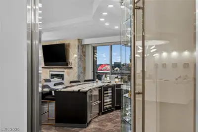 2747 Paradise Road PH 3101 Las Vegas, NV 89109