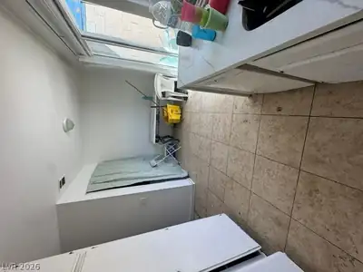 4008 Edgeford Place Kitchen