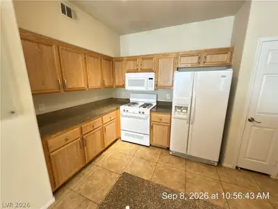10550 West Alexander Road 2201 Kitchen